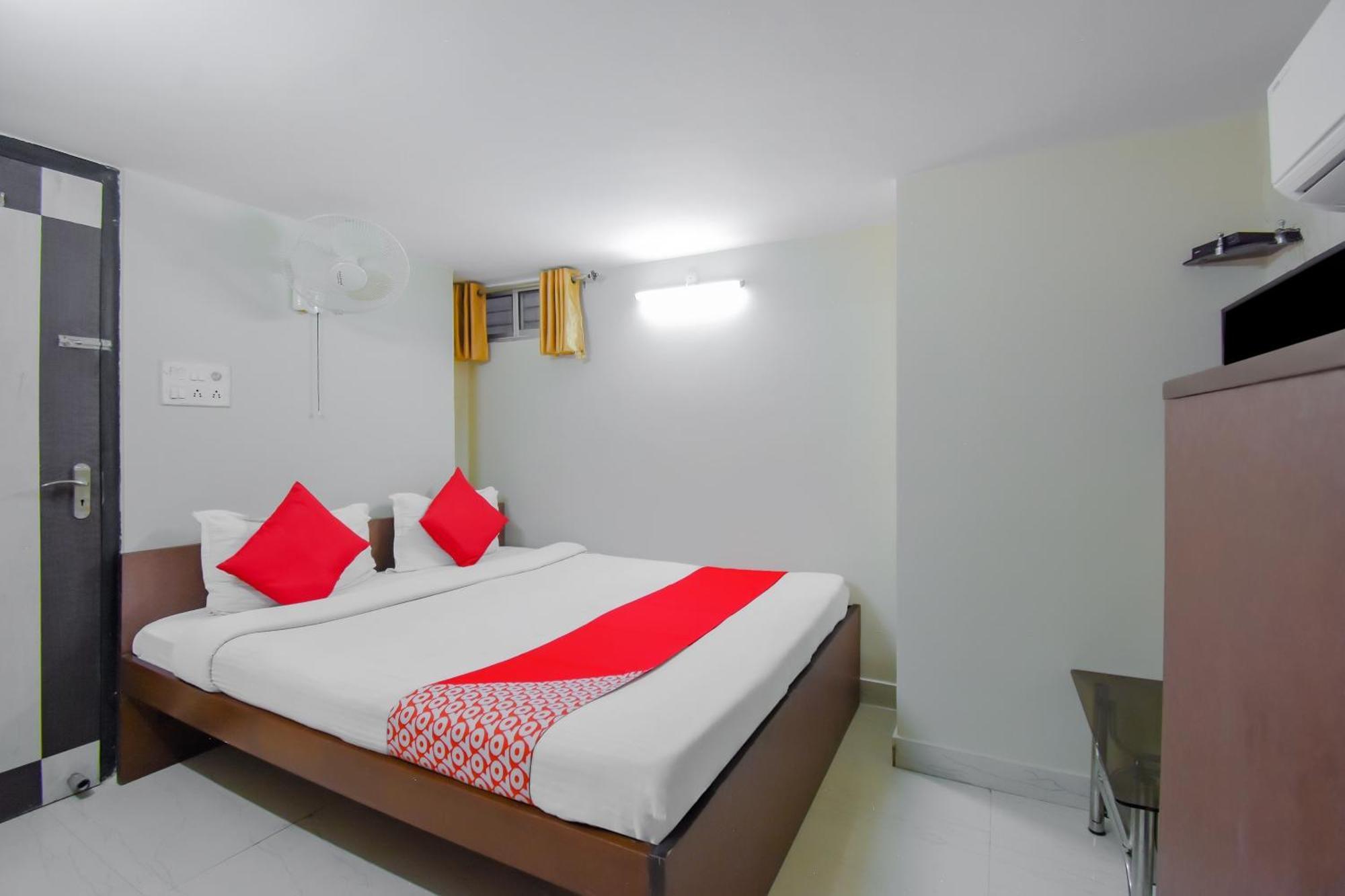 Hotel O Lindsay Inn Guest House Calcutta Calcutta Bara Bazar 외부 사진
