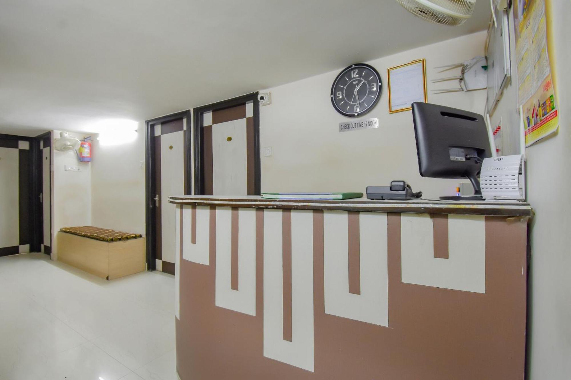 Hotel O Lindsay Inn Guest House Calcutta Calcutta Bara Bazar 외부 사진