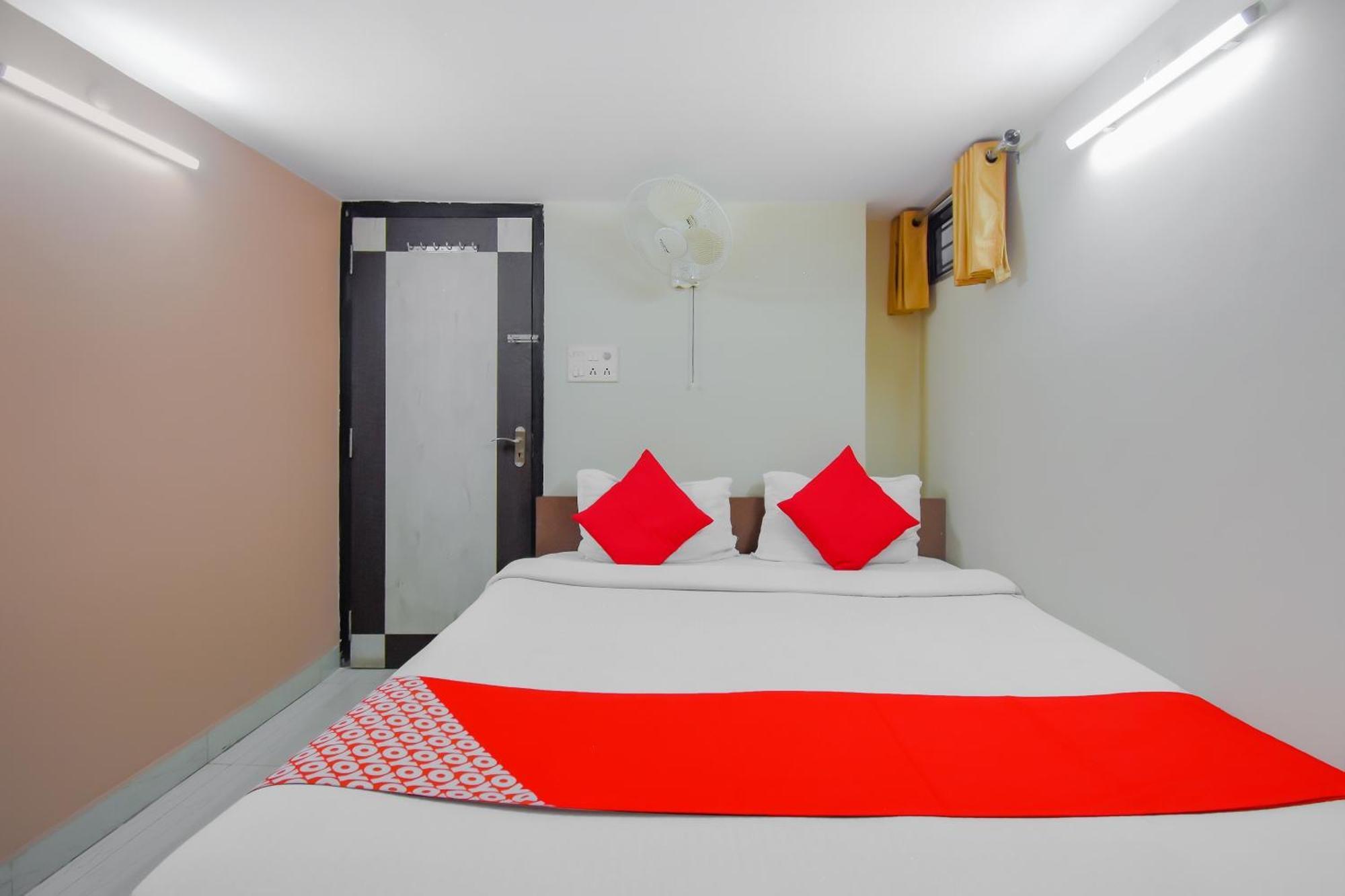 Hotel O Lindsay Inn Guest House Calcutta Calcutta Bara Bazar 외부 사진