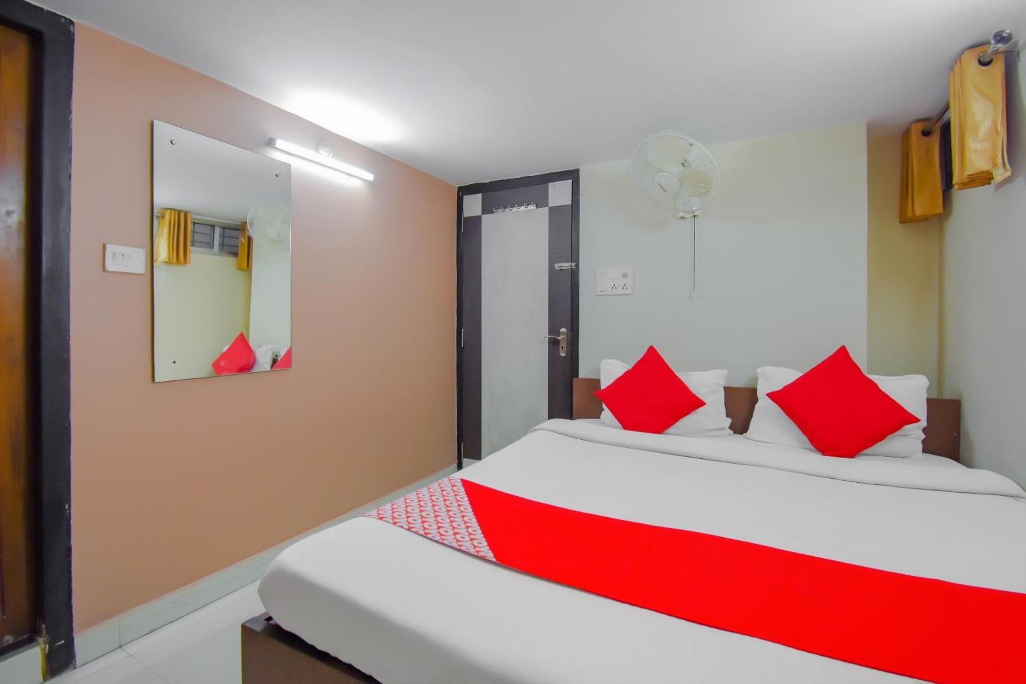 Hotel O Lindsay Inn Guest House Calcutta Calcutta Bara Bazar 외부 사진